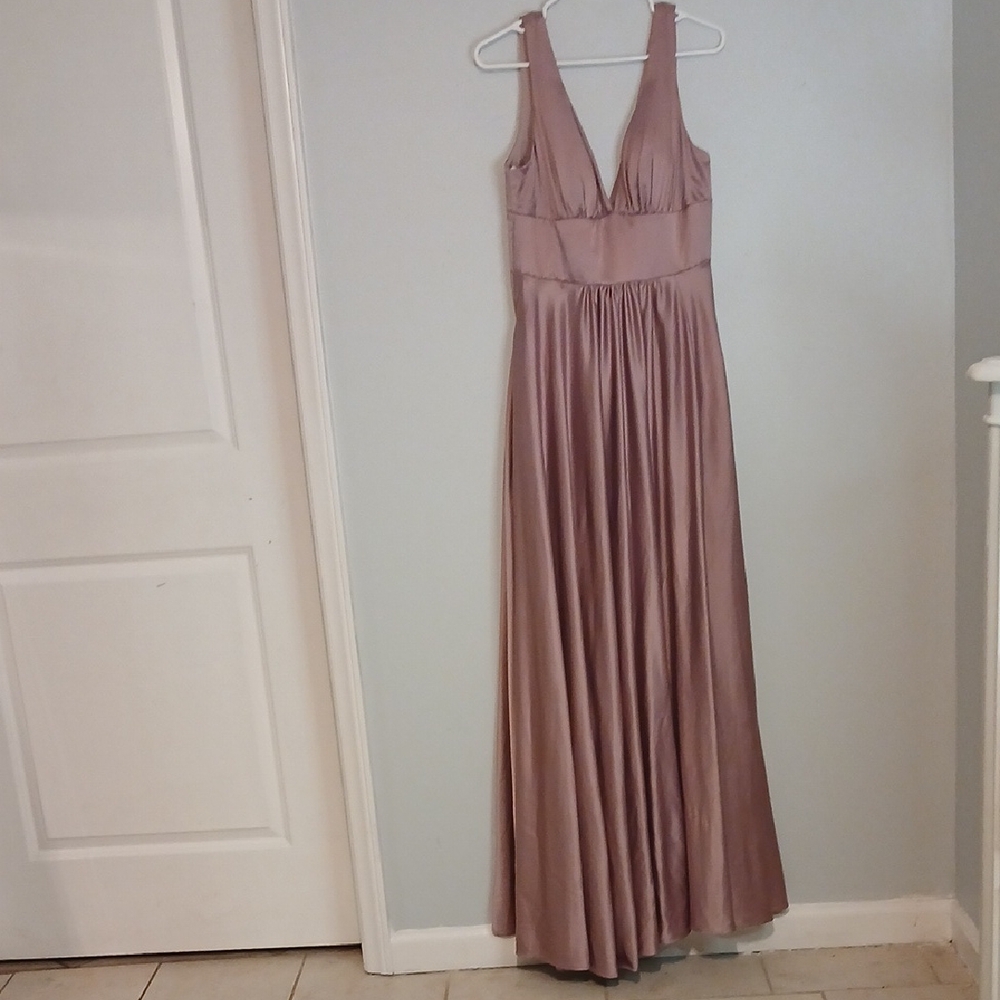 Chic Mauve Maxi Dress